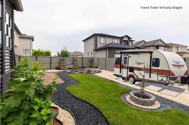 220 Thorn Dr, Winnipeg, MB - Outdoor