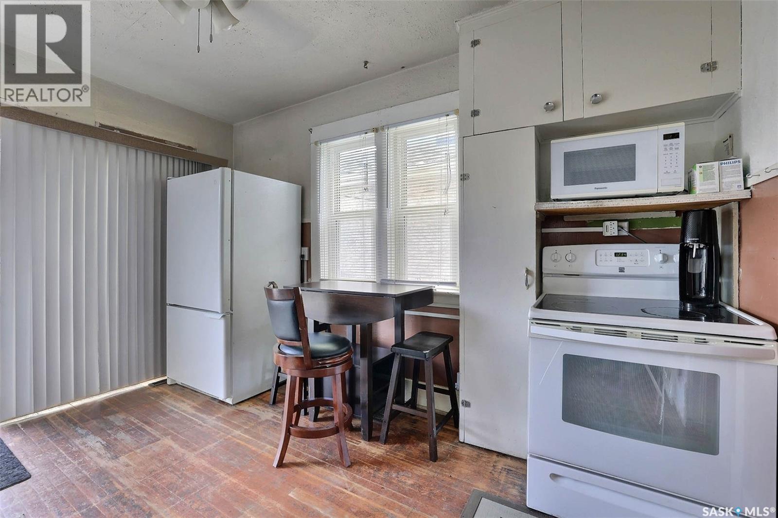 2173 Edgar Street, Regina, SK - Indoor Photo Showing Kitchen