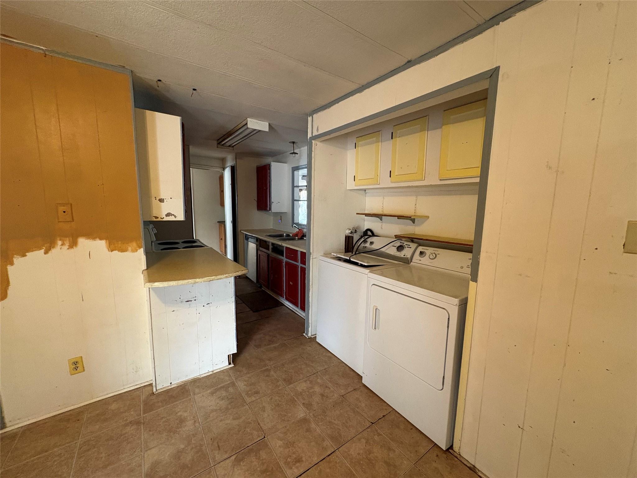6896 Watson E Drive, Kamloops, BC