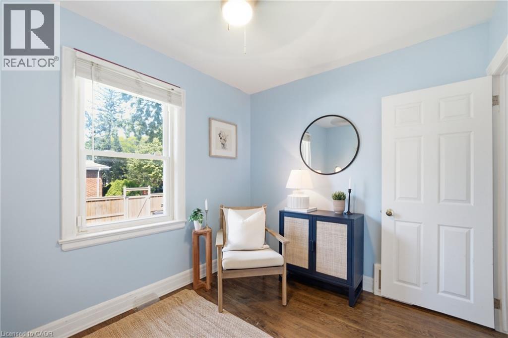 47 Brucedale Avenue E, Hamilton, ON - Indoor
