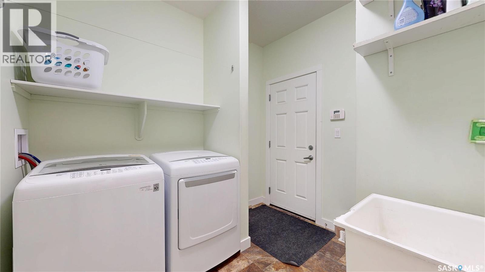 2632 Makowsky Crescent, Regina, SK - Indoor Photo Showing Laundry Room