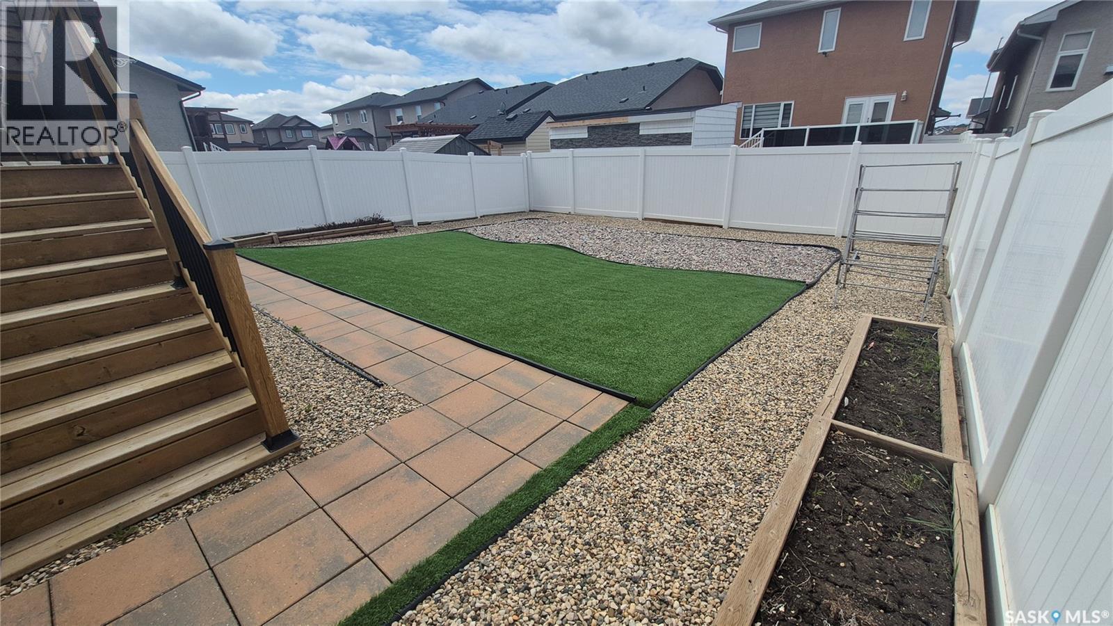 2632 Makowsky Crescent, Regina, SK - Outdoor