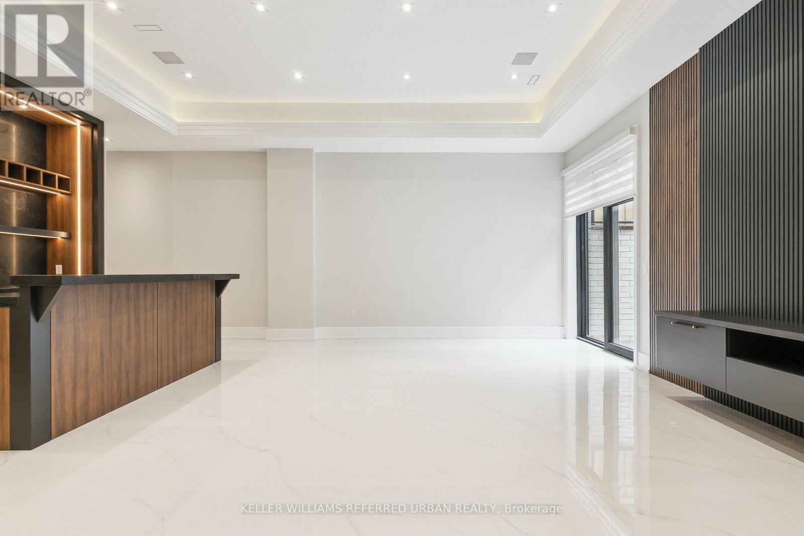 12 Otter Crescent, Toronto, ON - Indoor Photo Showing Other Room