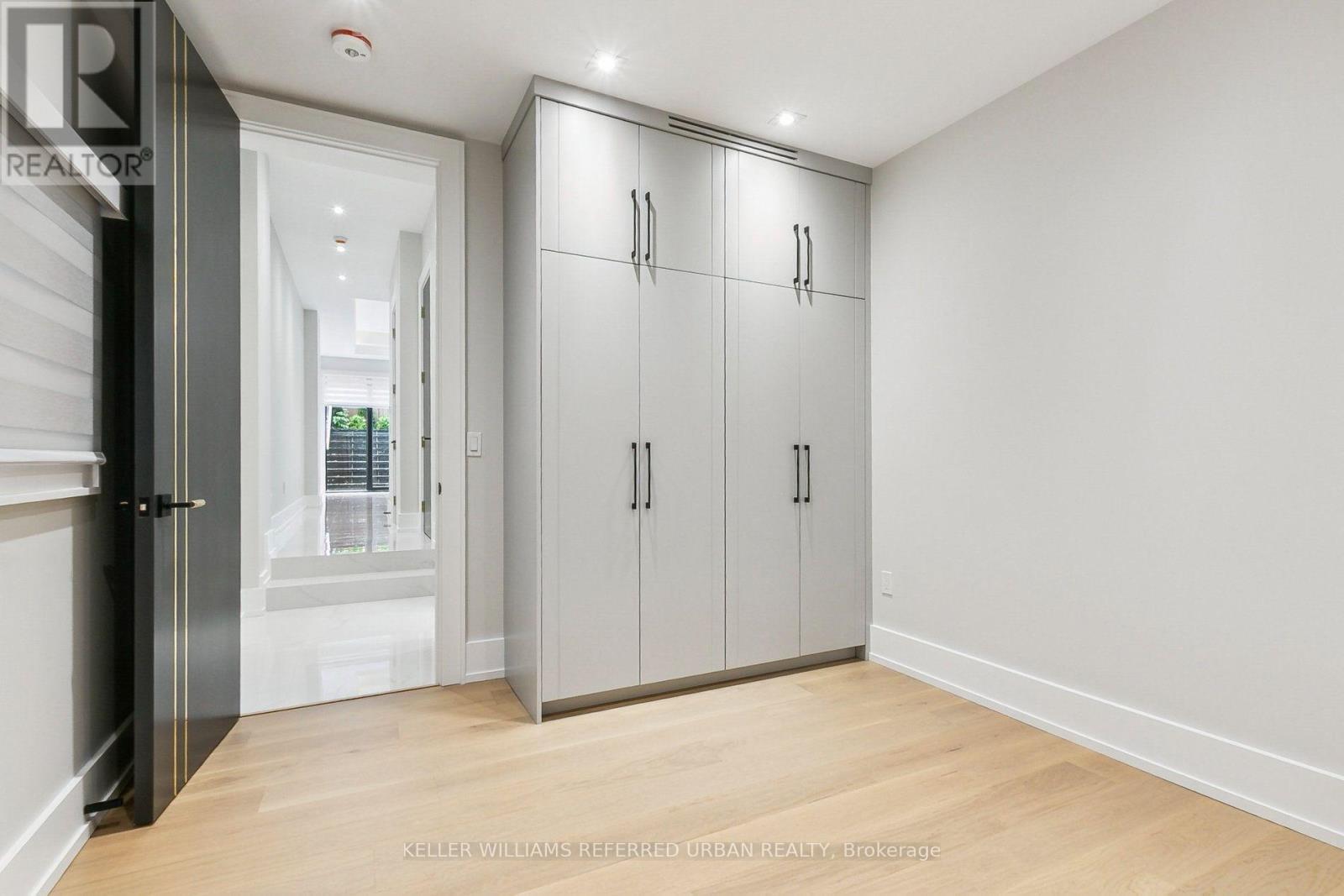 12 Otter Crescent, Toronto, ON - Indoor Photo Showing Other Room