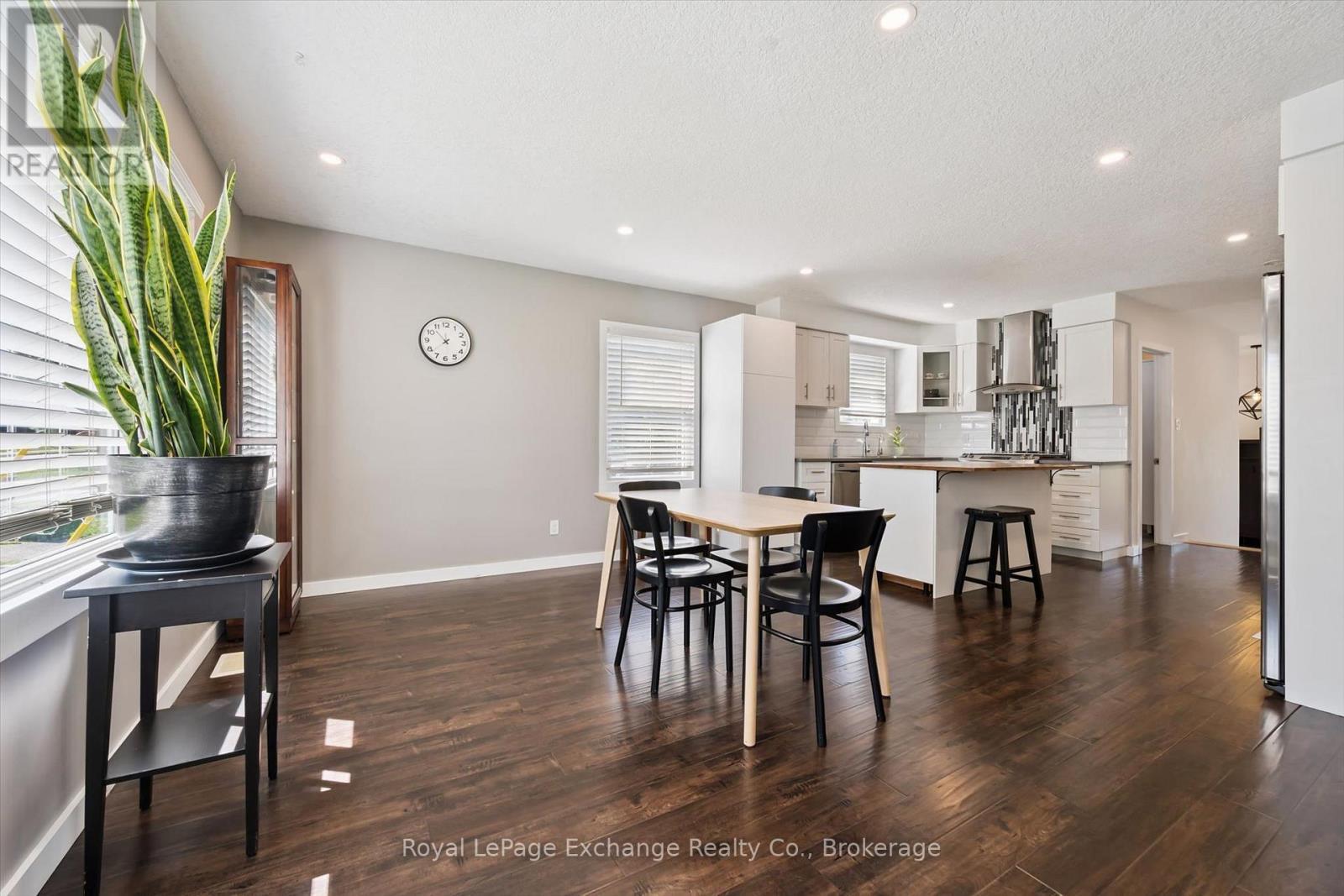 Open Kitchen - 68 Elgin Street S, Cambridge, ON - Indoor Photo Showing Dining Room