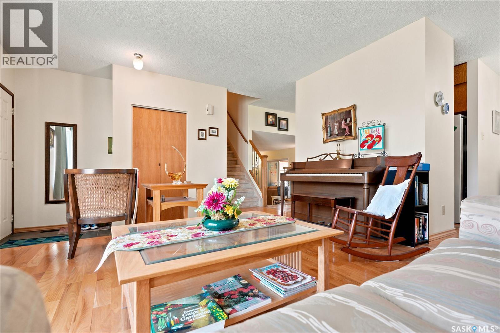 522 Delaronde Road, Saskatoon, SK - Indoor