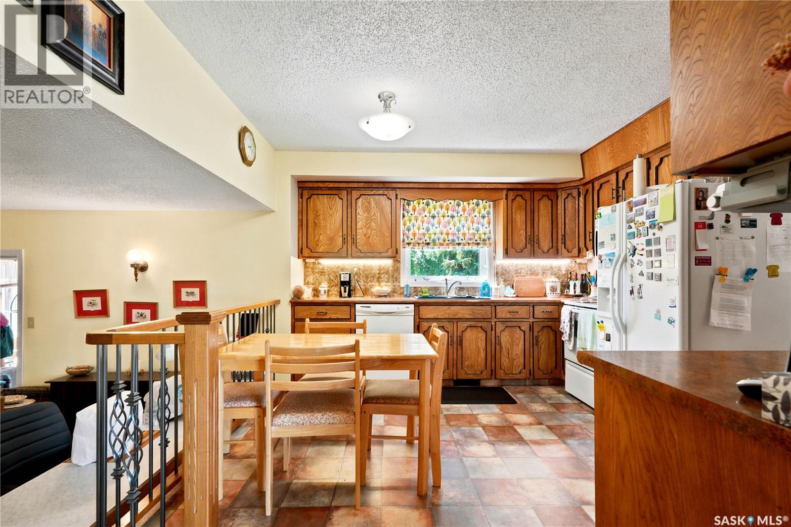 522 Delaronde Road, Saskatoon, SK - Indoor