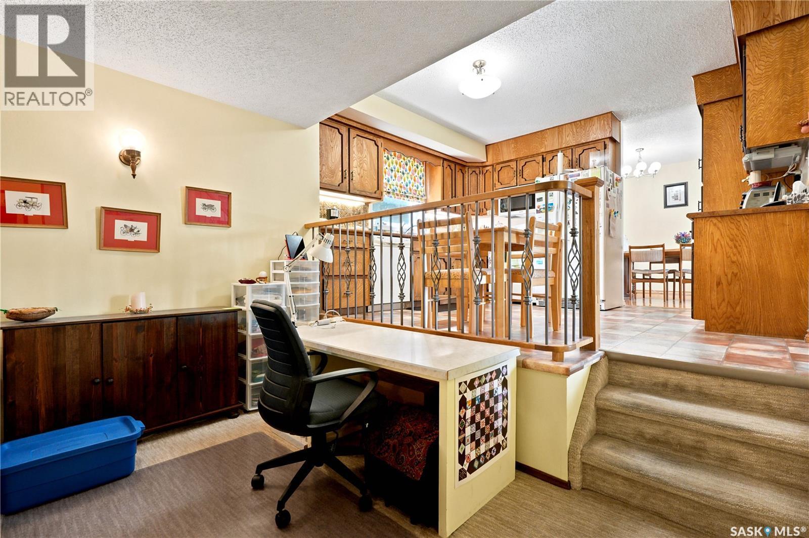 522 Delaronde Road, Saskatoon, SK - Indoor Photo Showing Office
