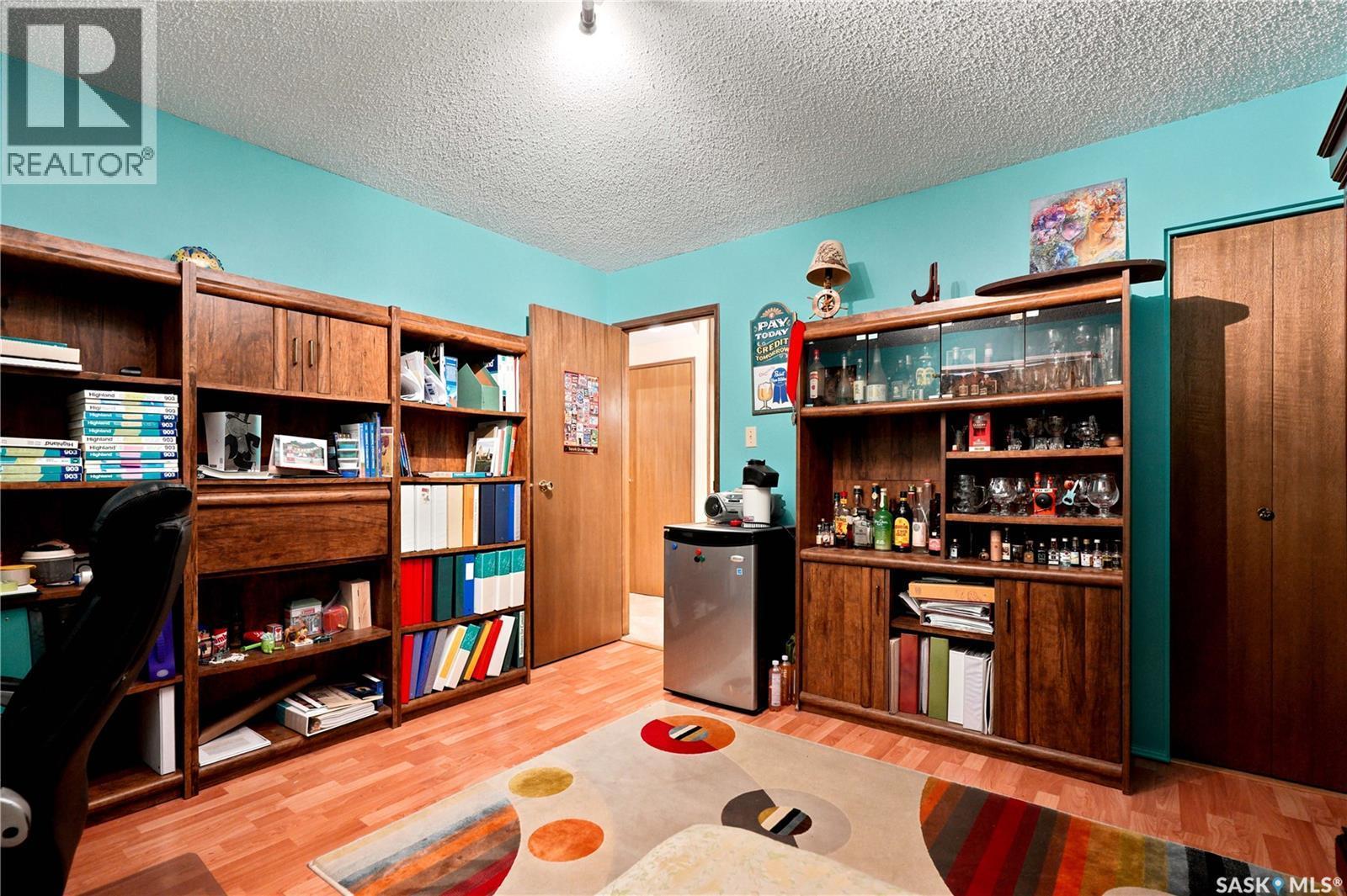 522 Delaronde Road, Saskatoon, SK - Indoor