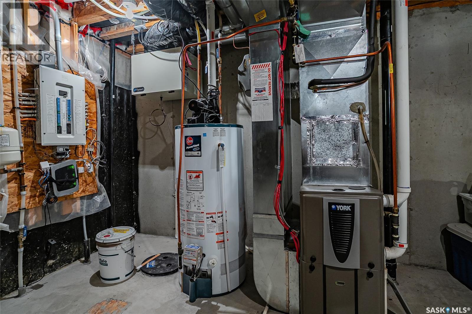 13 547 East Hampton Boulevard, Saskatoon, SK - Indoor Photo Showing Basement