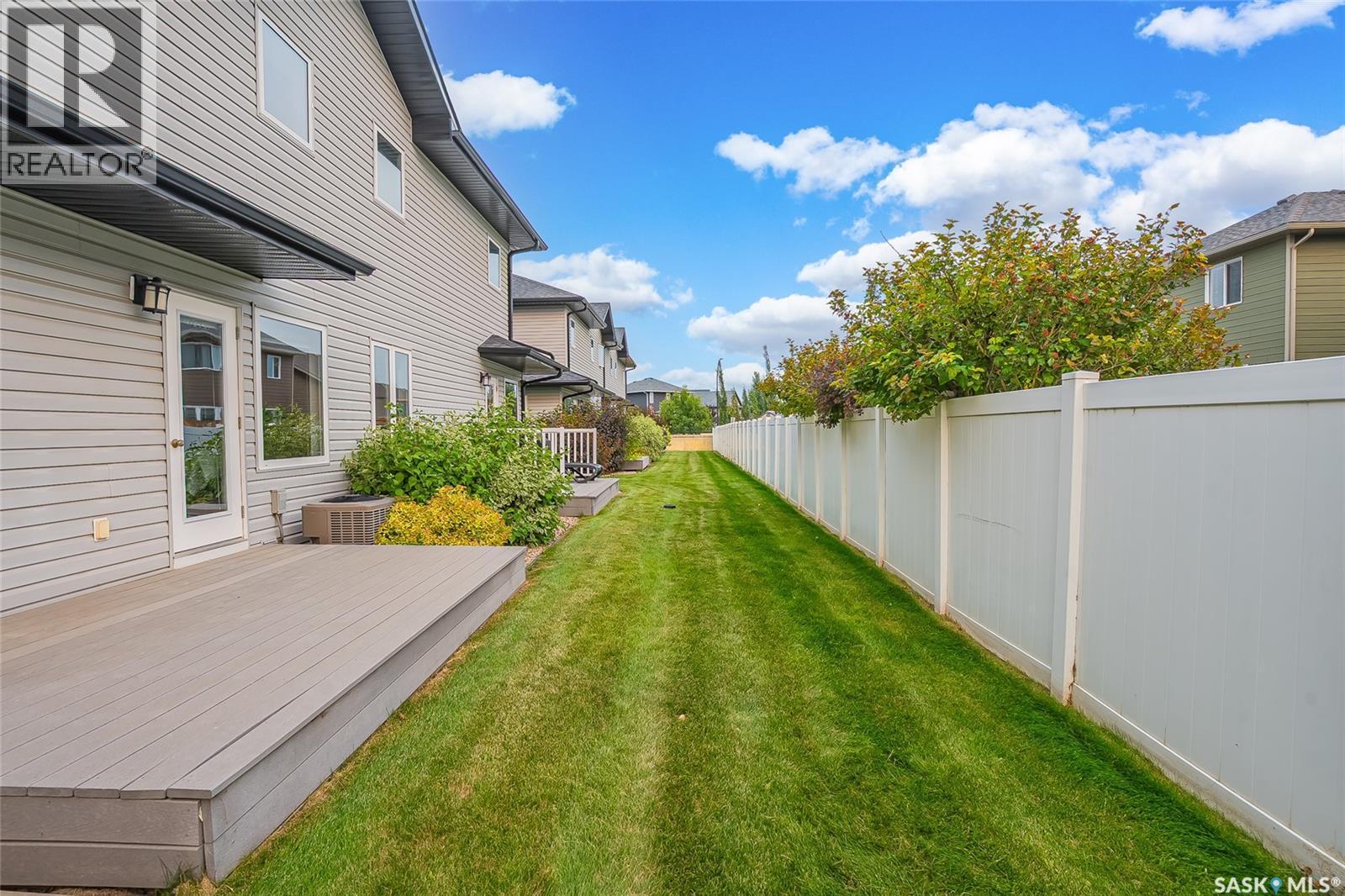 13 547 East Hampton Boulevard, Saskatoon, SK - Outdoor