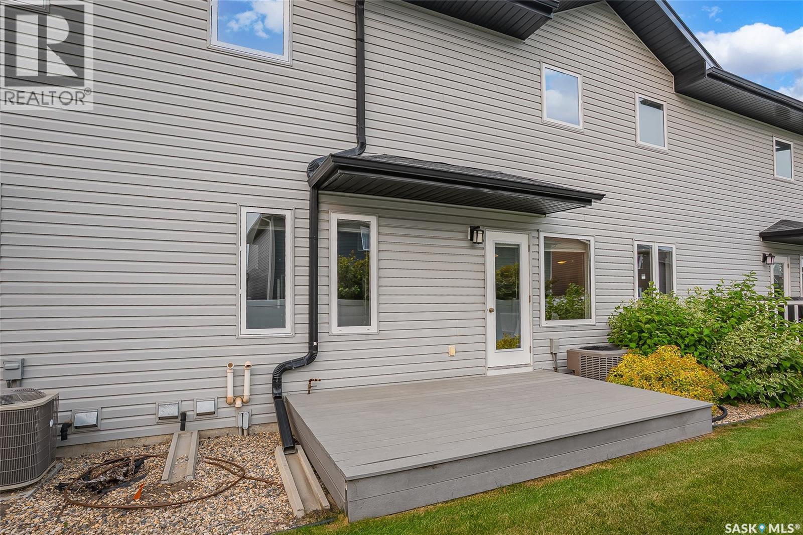 13 547 East Hampton Boulevard, Saskatoon, SK - Outdoor With Exterior