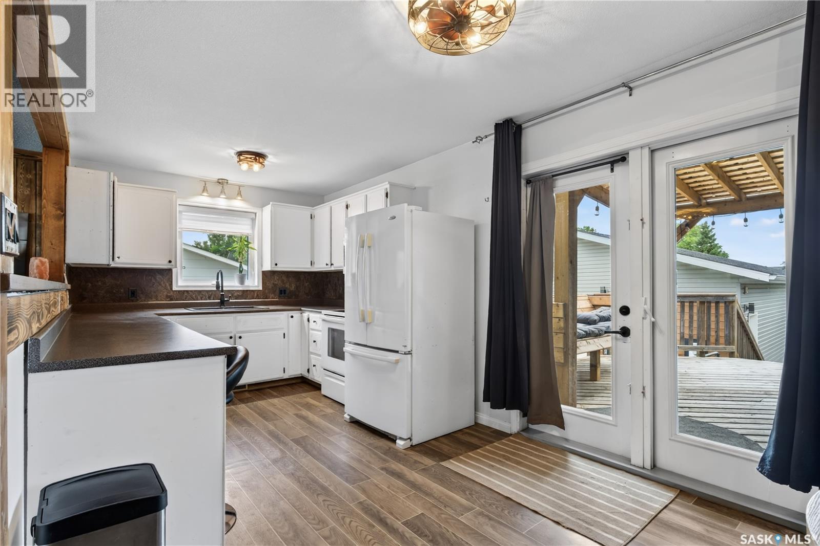 315 Caskey Drive, Melfort, SK - Indoor Photo Showing Kitchen
