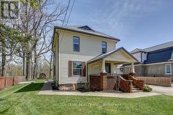 17 OAK STREET Aylmer, ON N5H 1G3