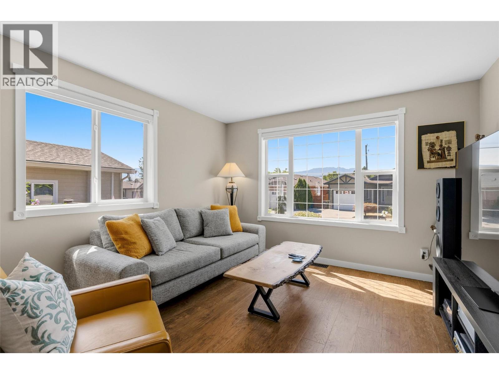 Combined Living Room and Dining Room - 2208 Mimosa Drive, West Kelowna, BC