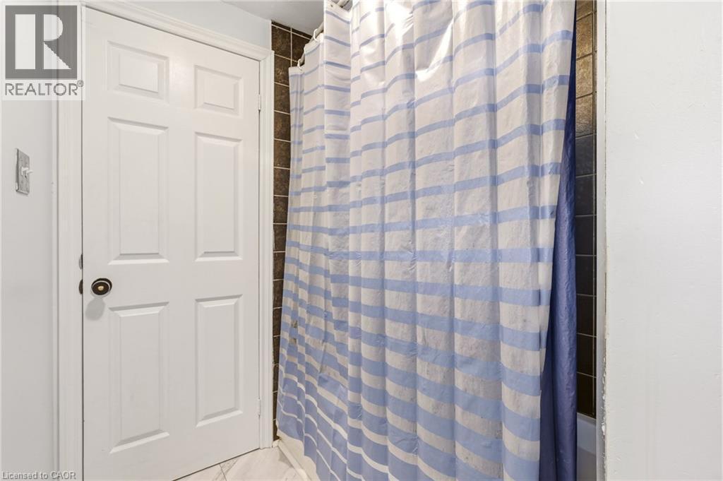 4 Eileen Street, Waterdown, ON - Photo Showing Other Room