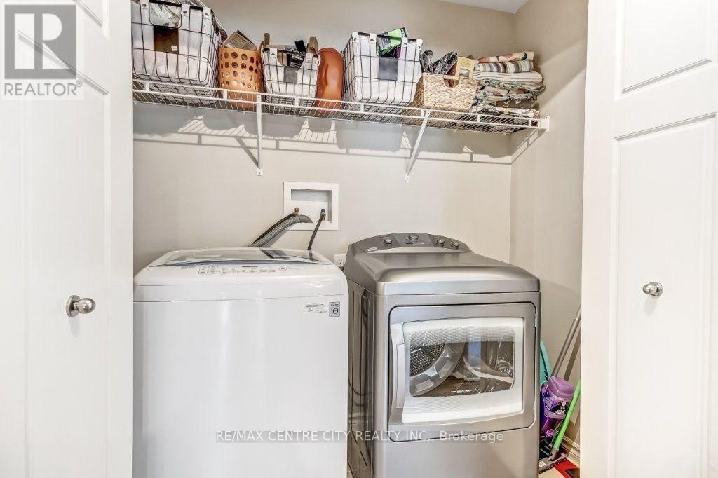 67 Peach Tree Boulevard, St. Thomas, ON - Indoor Photo Showing Laundry Room