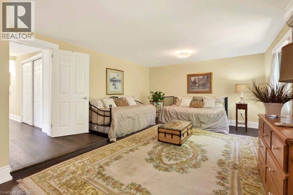 377 Hess Street S, Hamilton, ON - Indoor