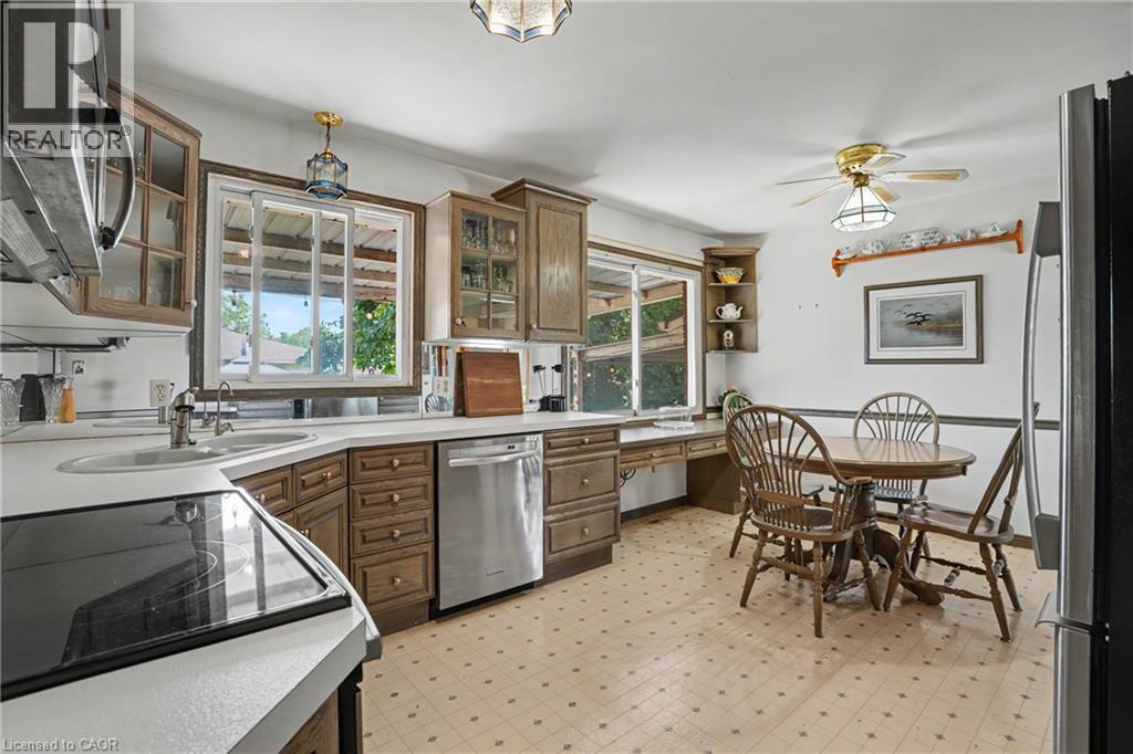 87 Mcdonald Avenue, Thorold, ON - Indoor
