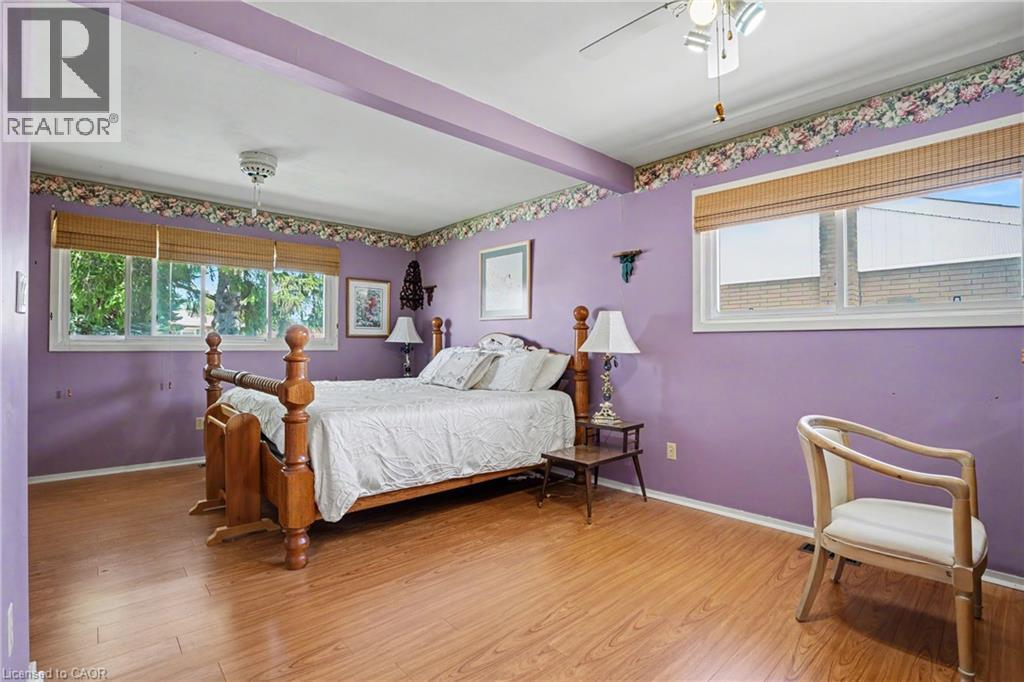 87 Mcdonald Avenue, Thorold, ON - Indoor Photo Showing Bedroom