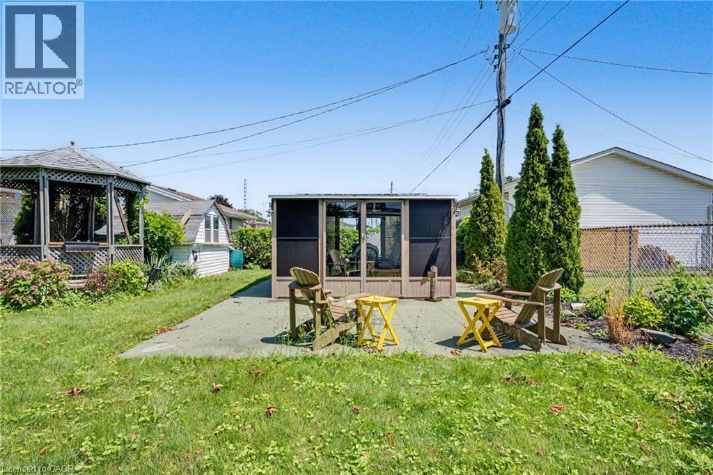 87 Mcdonald Avenue, Thorold, ON - Outdoor
