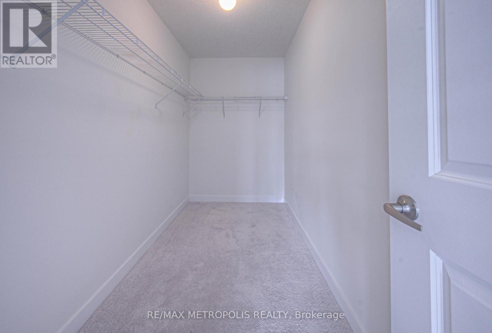 100 Moss Drive, Cambridge, ON - Indoor