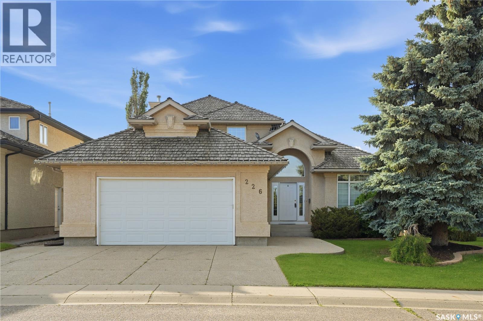 226 Horlick Crescent, Saskatoon, SK - Outdoor With Facade