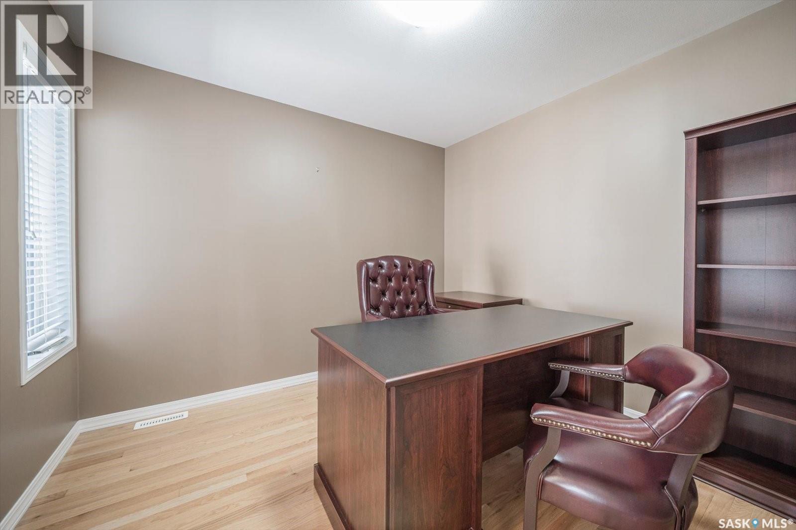 226 Horlick Crescent, Saskatoon, SK - Indoor Photo Showing Office