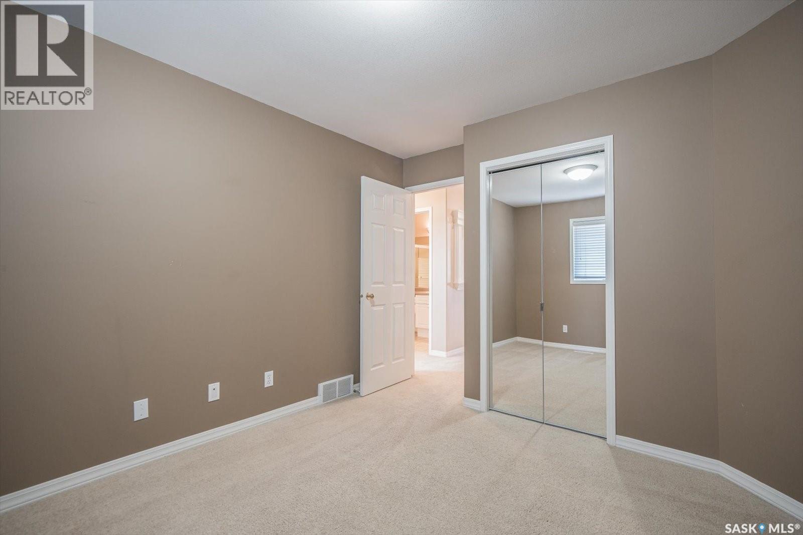 226 Horlick Crescent, Saskatoon, SK - Indoor Photo Showing Other Room