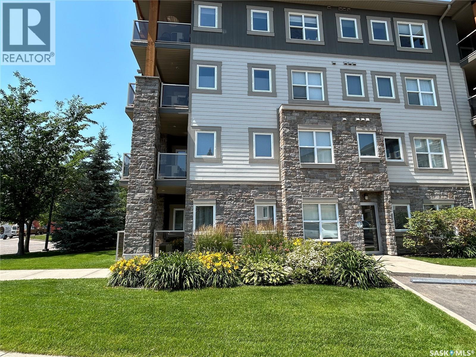210 1220 Blackfoot Drive, Regina, SK - Outdoor With Balcony With Facade