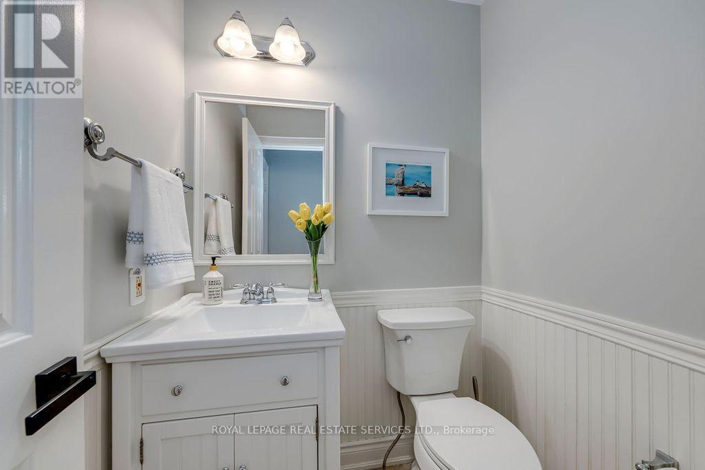 4544 The Gallops, Mississauga, ON - Indoor Photo Showing Bathroom