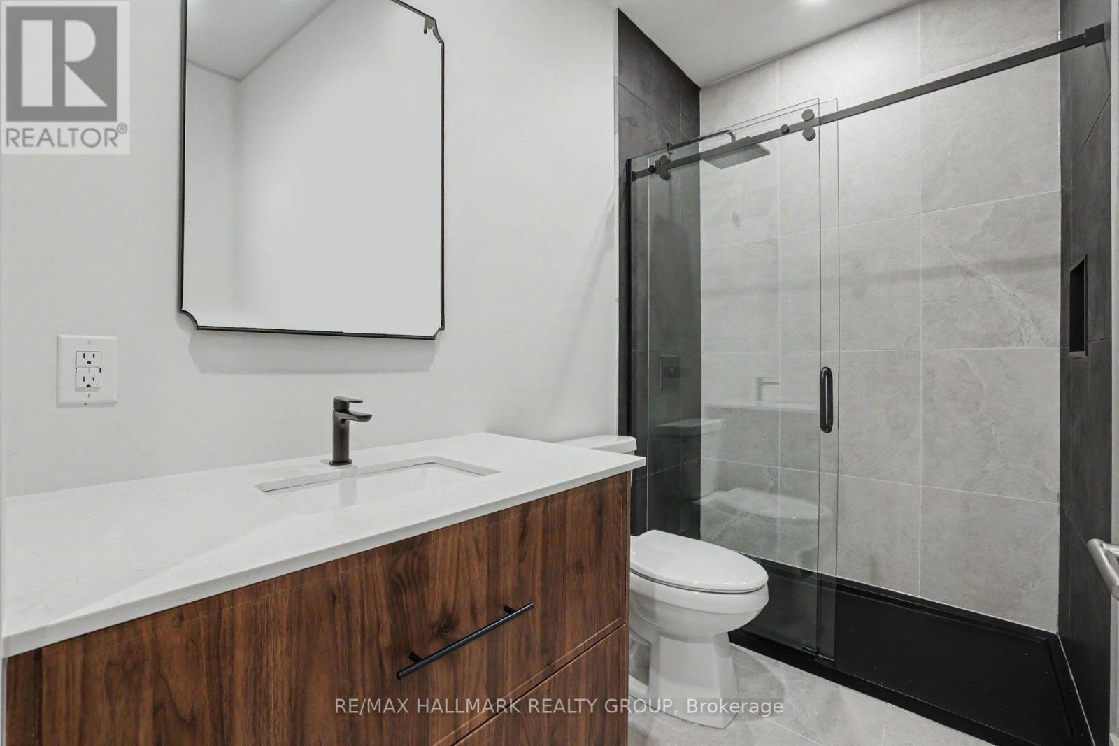 3 piece ensuite for 2nd bedroom. - 218 Woodland Avenue, Ottawa, ON - Indoor Photo Showing Bathroom
