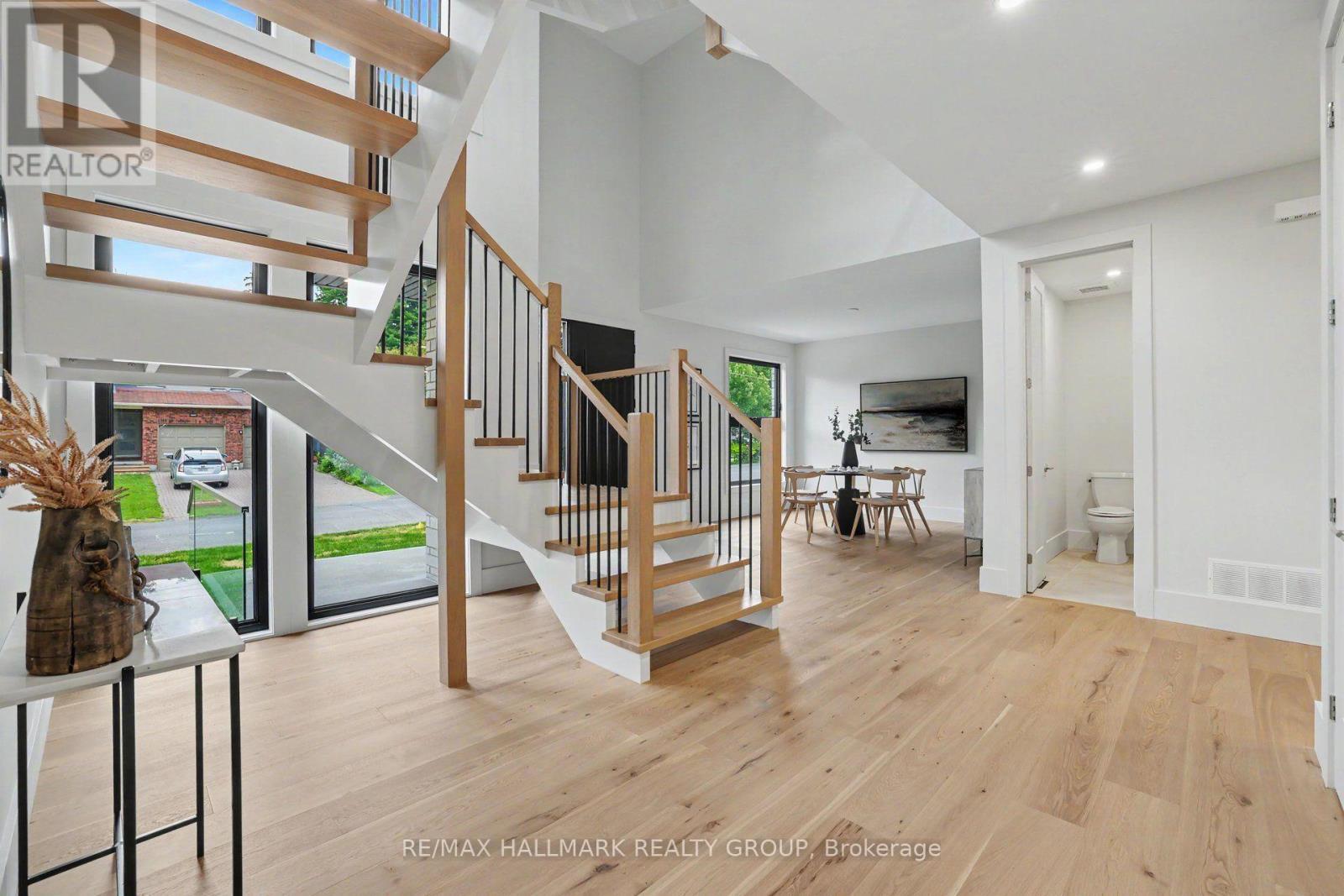 Beautiful site lines throughout. - 218 Woodland Avenue, Ottawa, ON - Indoor Photo Showing Other Room
