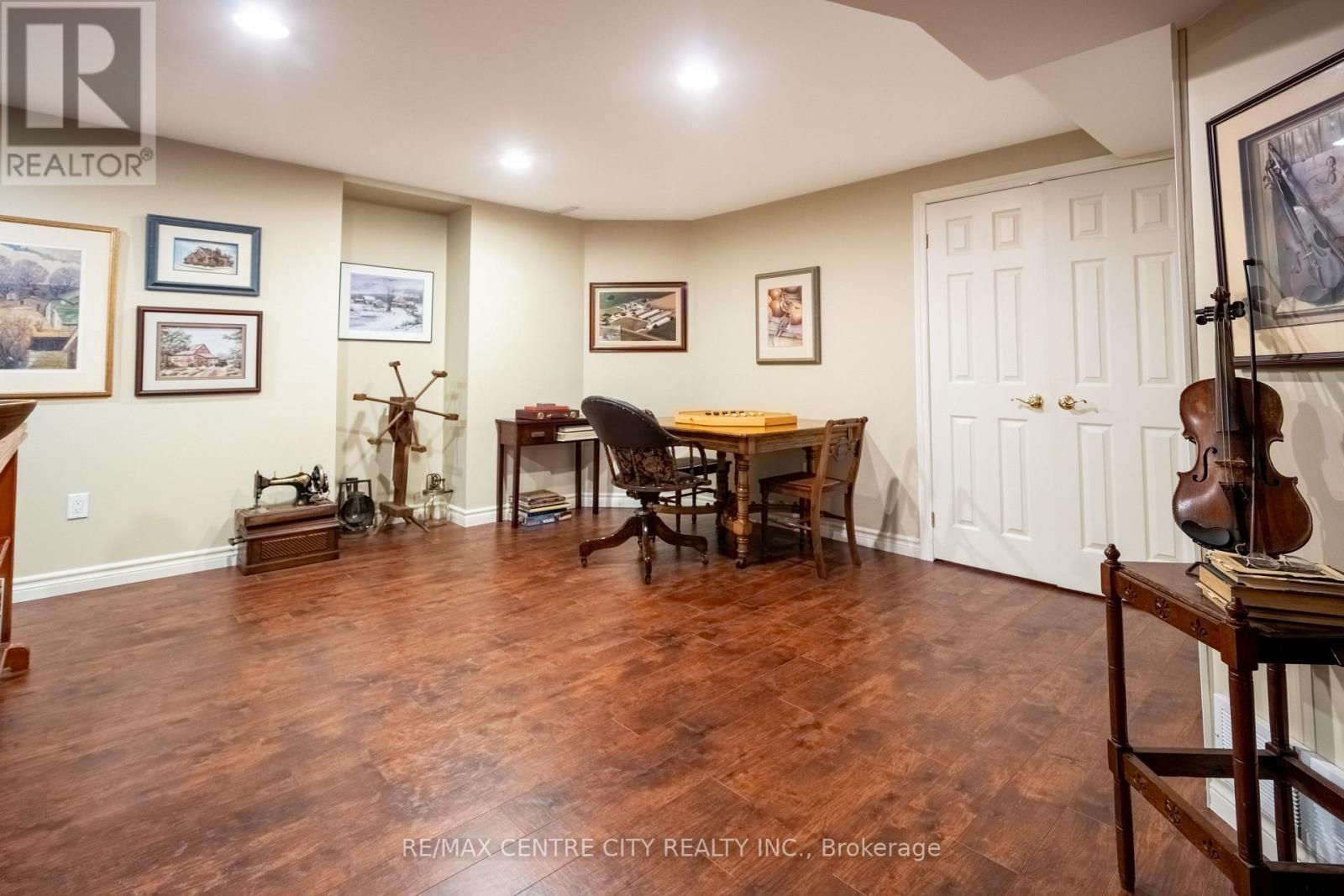 61 Aberdeen Drive, Middlesex Centre (Coldstream), ON - Indoor