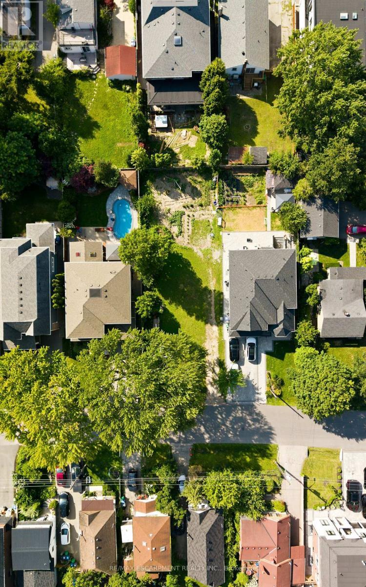 75 Troy Street, Mississauga, ON