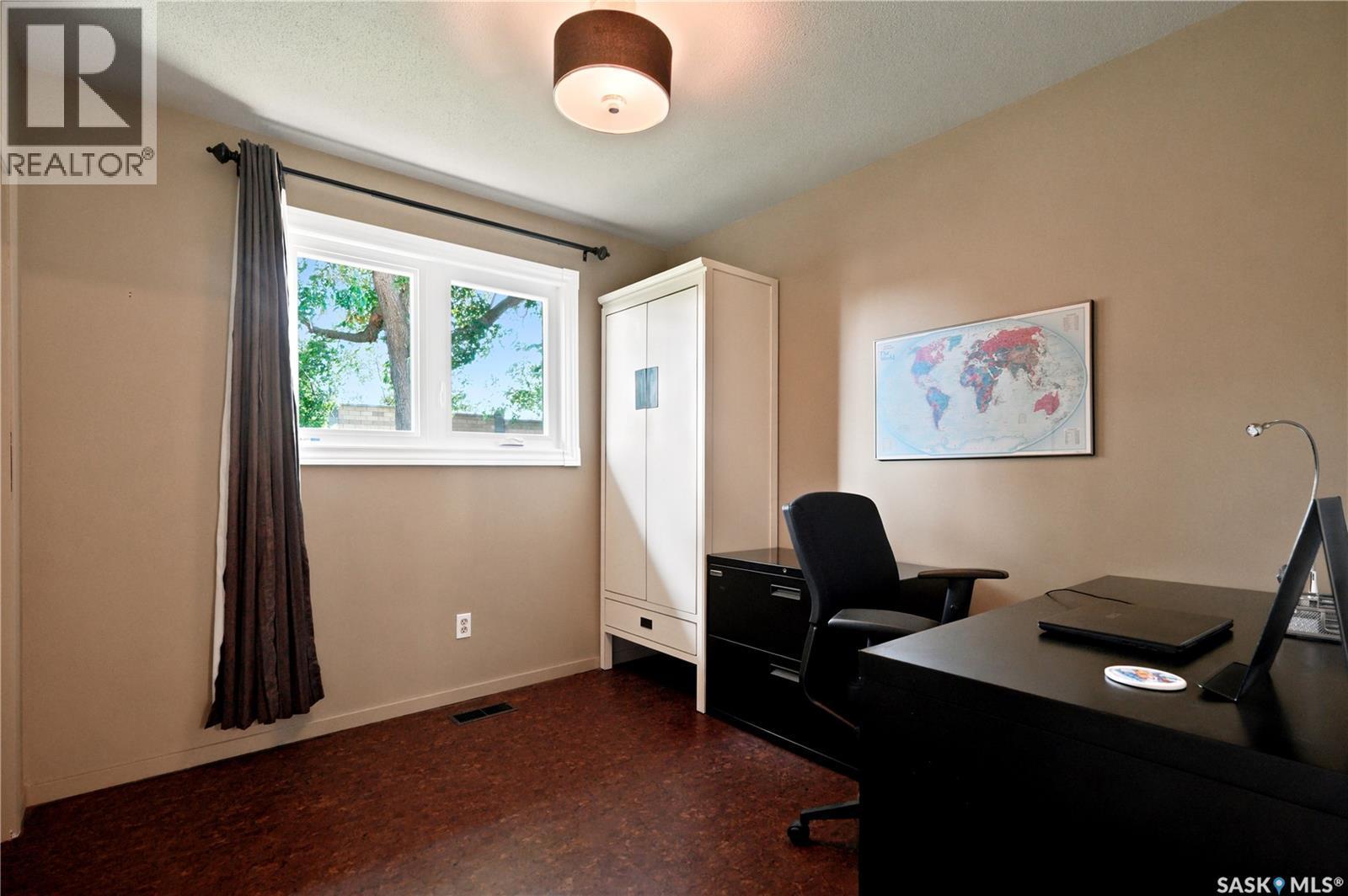 43 Columbia Drive, Saskatoon, SK - Indoor Photo Showing Office