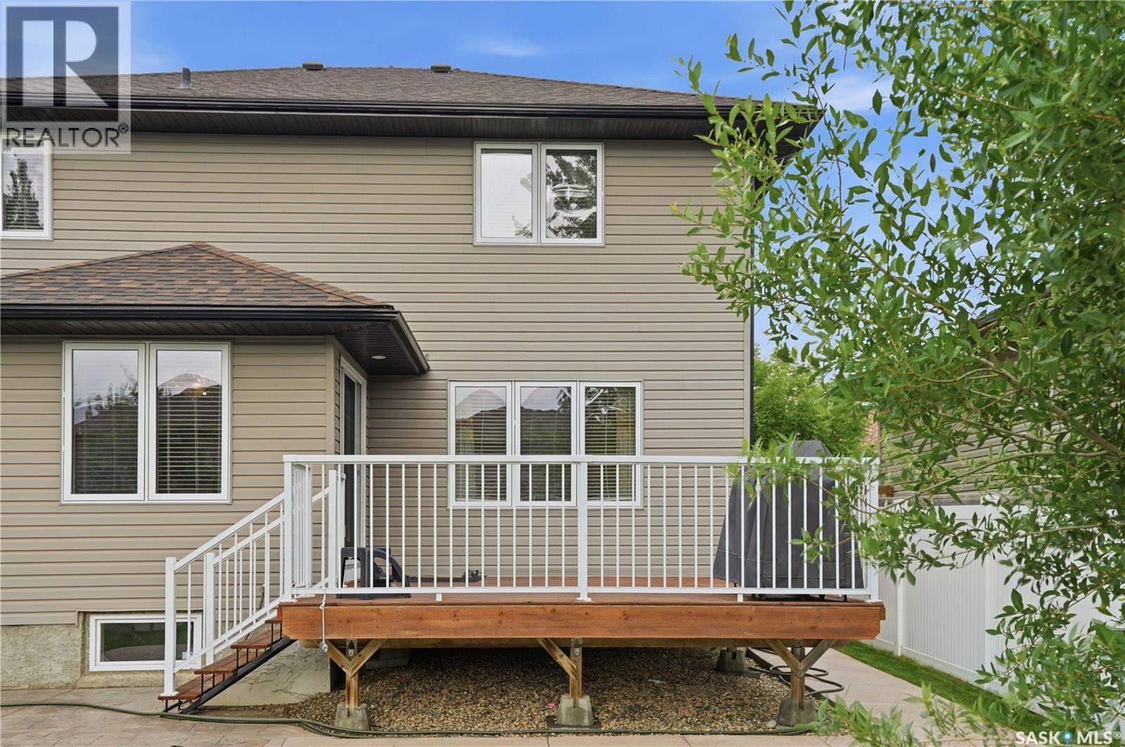 110 Stepney Crescent, Saskatoon, SK - Outdoor With Deck Patio Veranda With Exterior