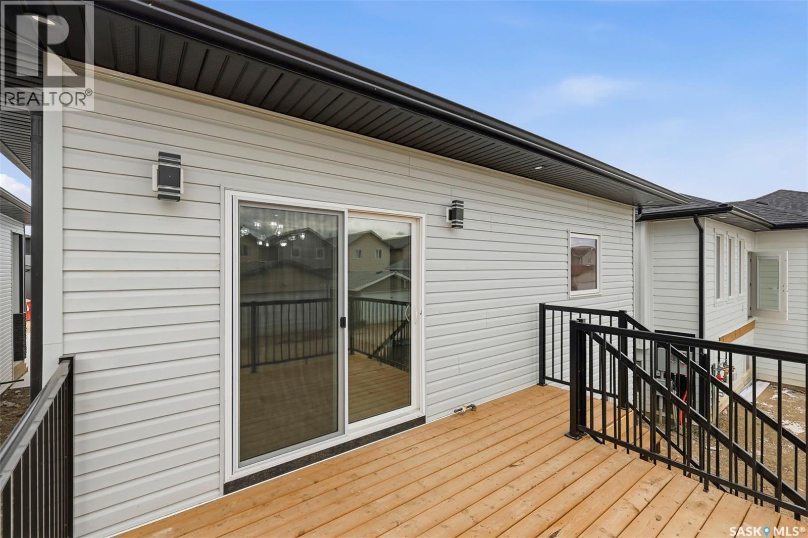 1215 Nightingale Terrace, Saskatoon, SK - Outdoor With Deck Patio Veranda With Exterior