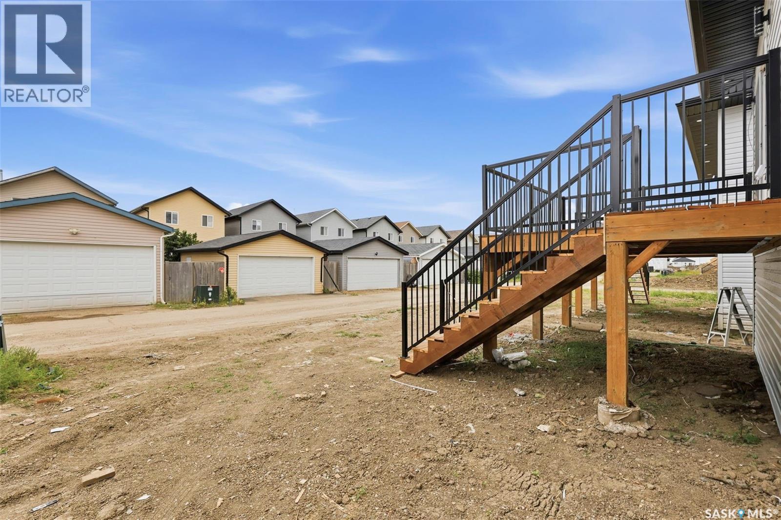 1215 Nightingale Terrace, Saskatoon, SK - Outdoor