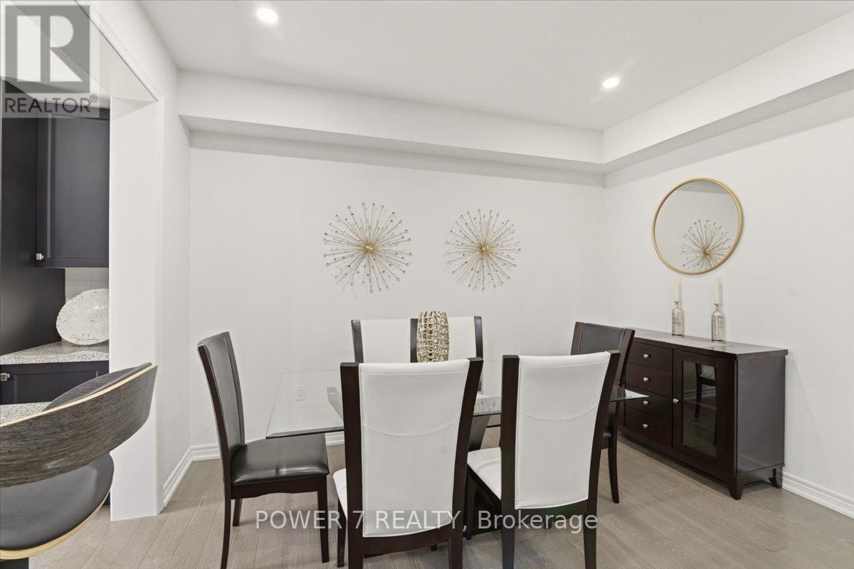 94 Conarty Crescent, Whitby, ON - Indoor Photo Showing Dining Room