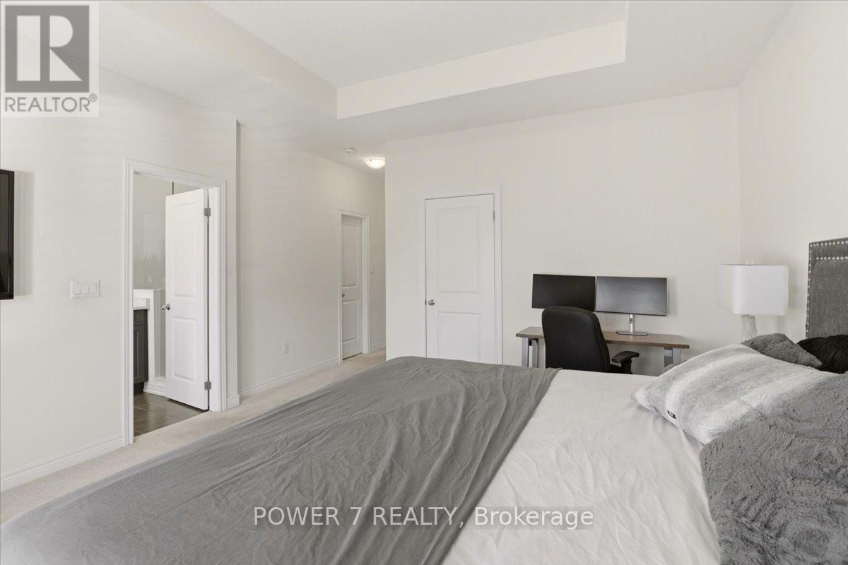 94 Conarty Crescent, Whitby, ON - Indoor Photo Showing Bedroom