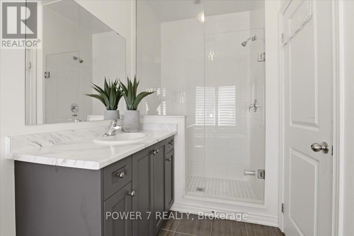 94 Conarty Crescent, Whitby, ON - Indoor Photo Showing Bathroom