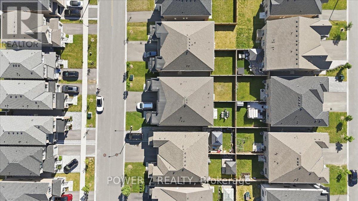 94 Conarty Crescent, Whitby, ON -