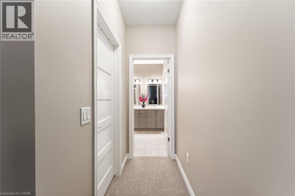 60 Andrew Lane, Thorold, ON - Indoor Photo Showing Other Room