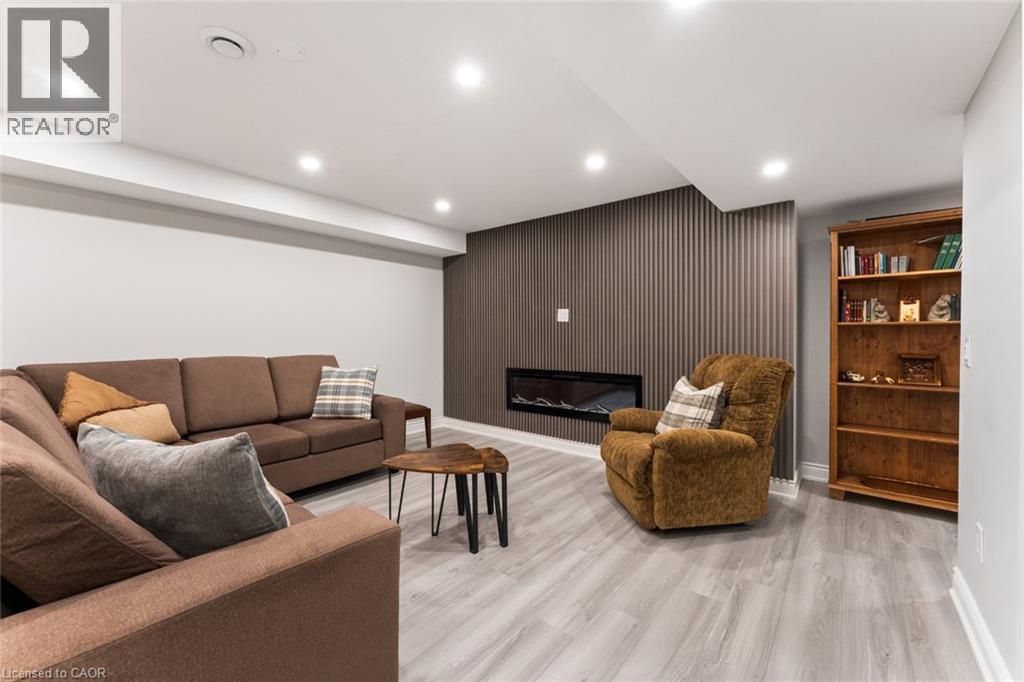 60 Andrew Lane, Thorold, ON - Indoor Photo Showing Basement