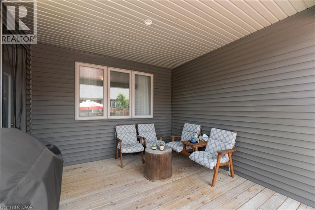 60 Andrew Lane, Thorold, ON - Outdoor With Deck Patio Veranda With Exterior