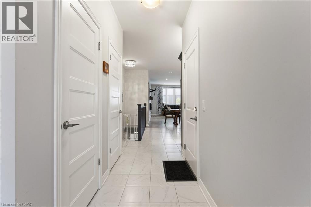 60 Andrew Lane, Thorold, ON - Indoor Photo Showing Other Room
