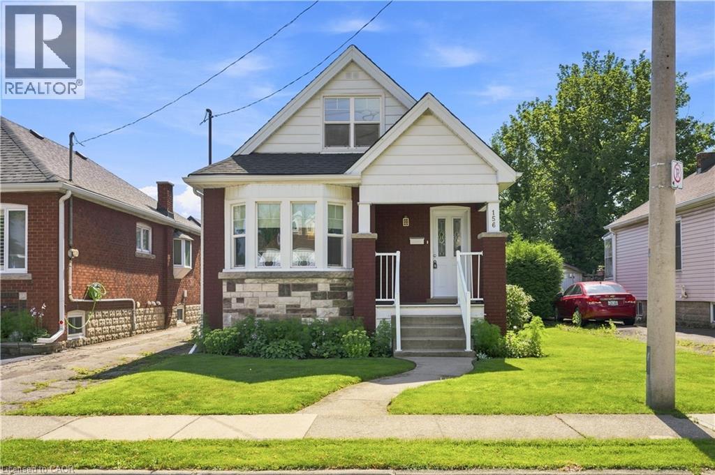 156 Tragina Avenue N, Hamilton, ON - Outdoor With Facade