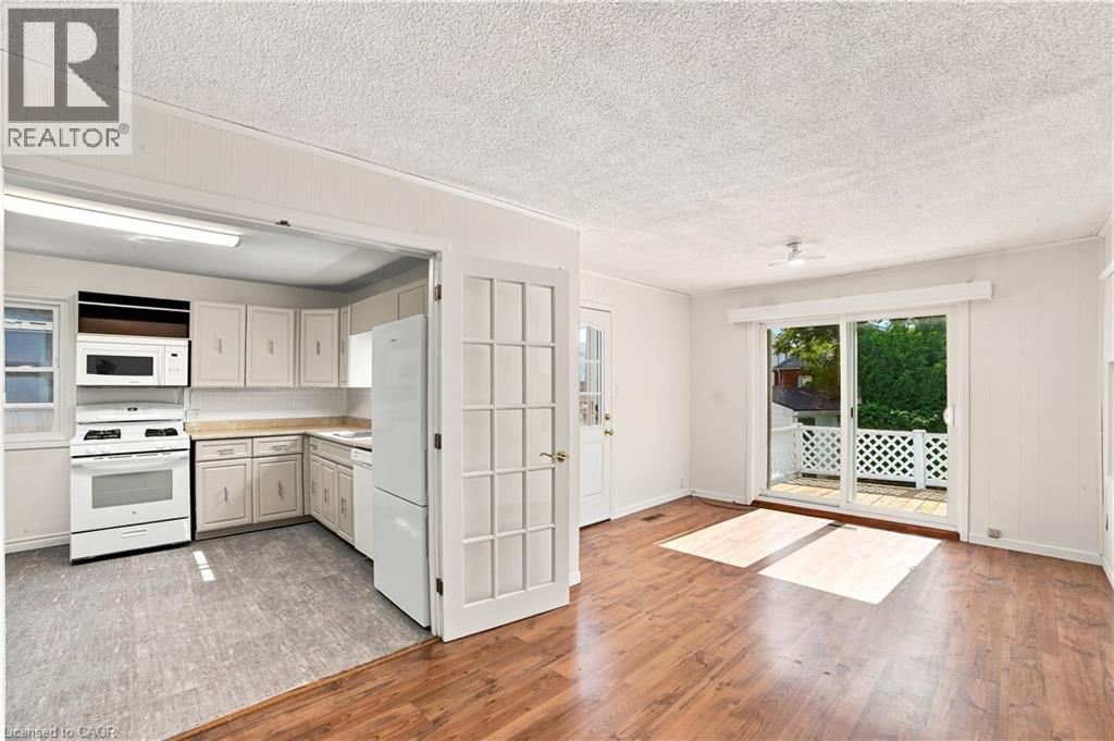 156 Tragina Avenue N, Hamilton, ON - Indoor Photo Showing Other Room