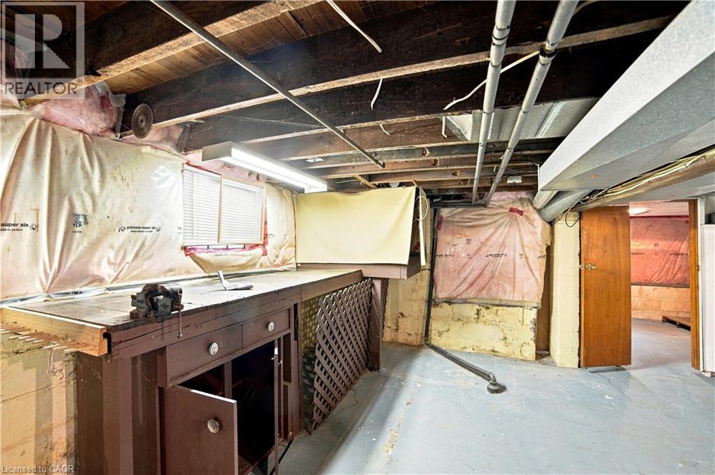 156 Tragina Avenue N, Hamilton, ON - Indoor Photo Showing Basement